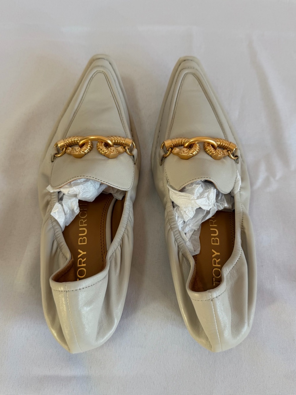 Tory Burch Cream-Gray Leather Loafers with Gold Chain Detail